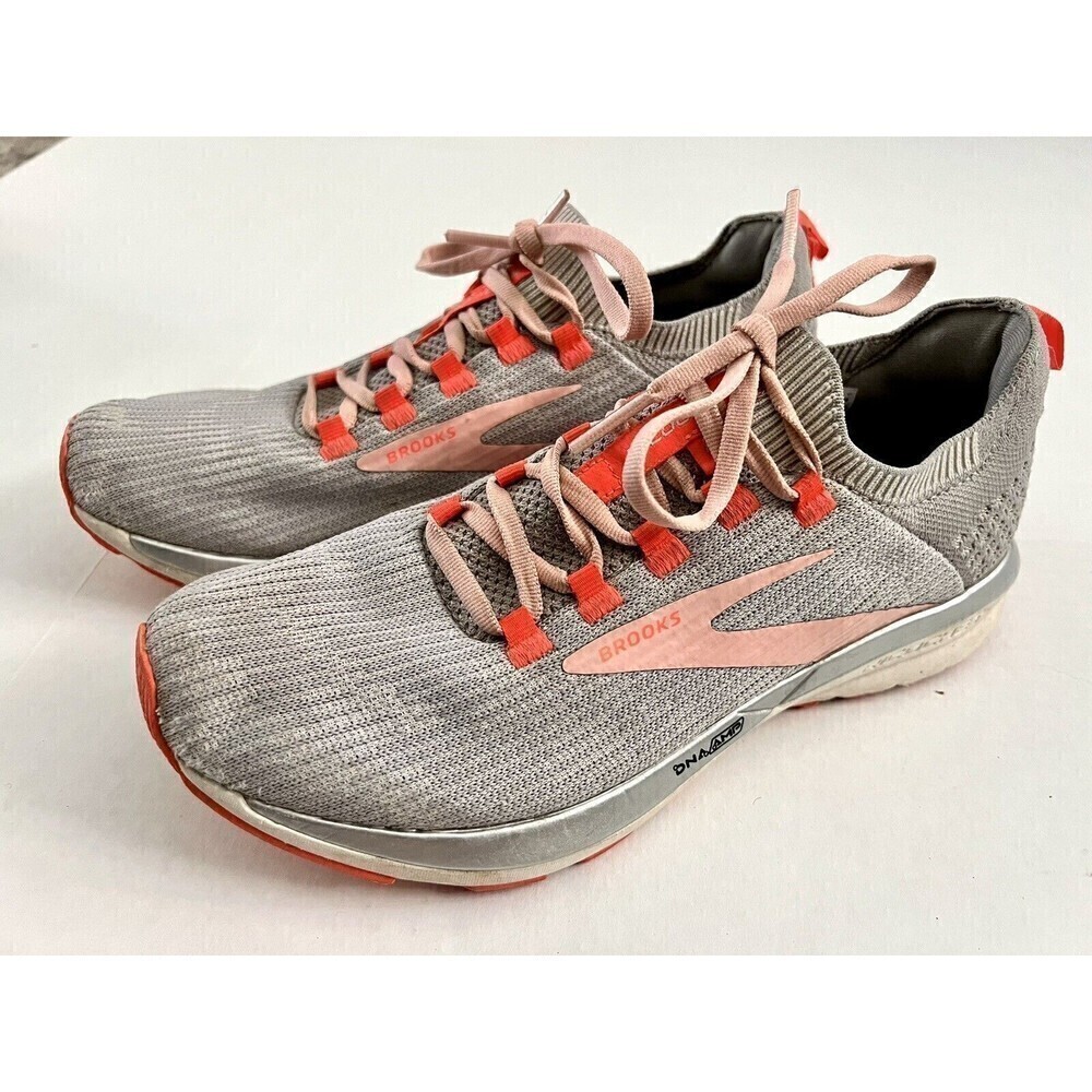 Women's Brooks Ricochet 2 Grey Pink Coral Running Shoes Womens Size 8.5